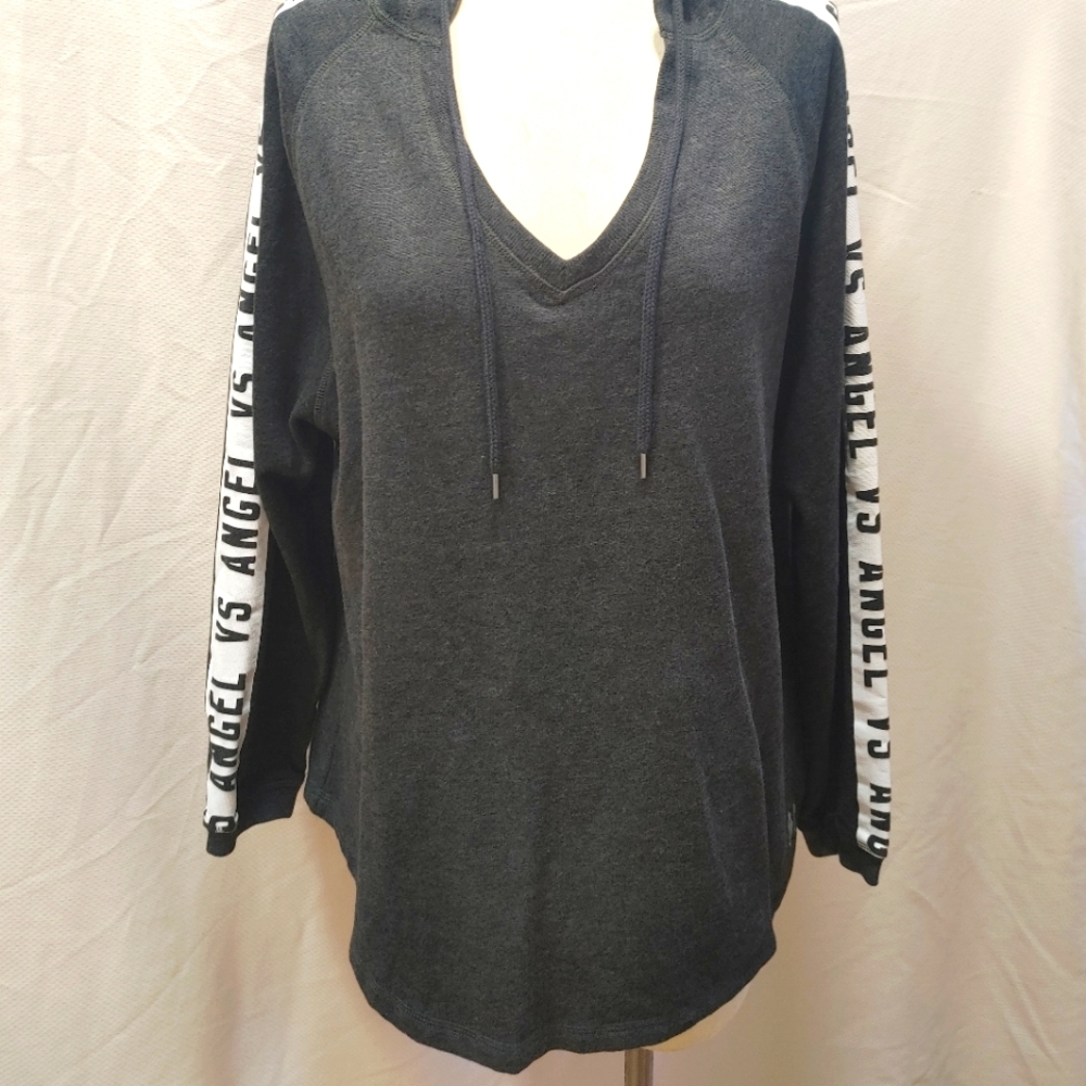 VICTIRIA SECRET pull over hoodie. Heather gray suze SP